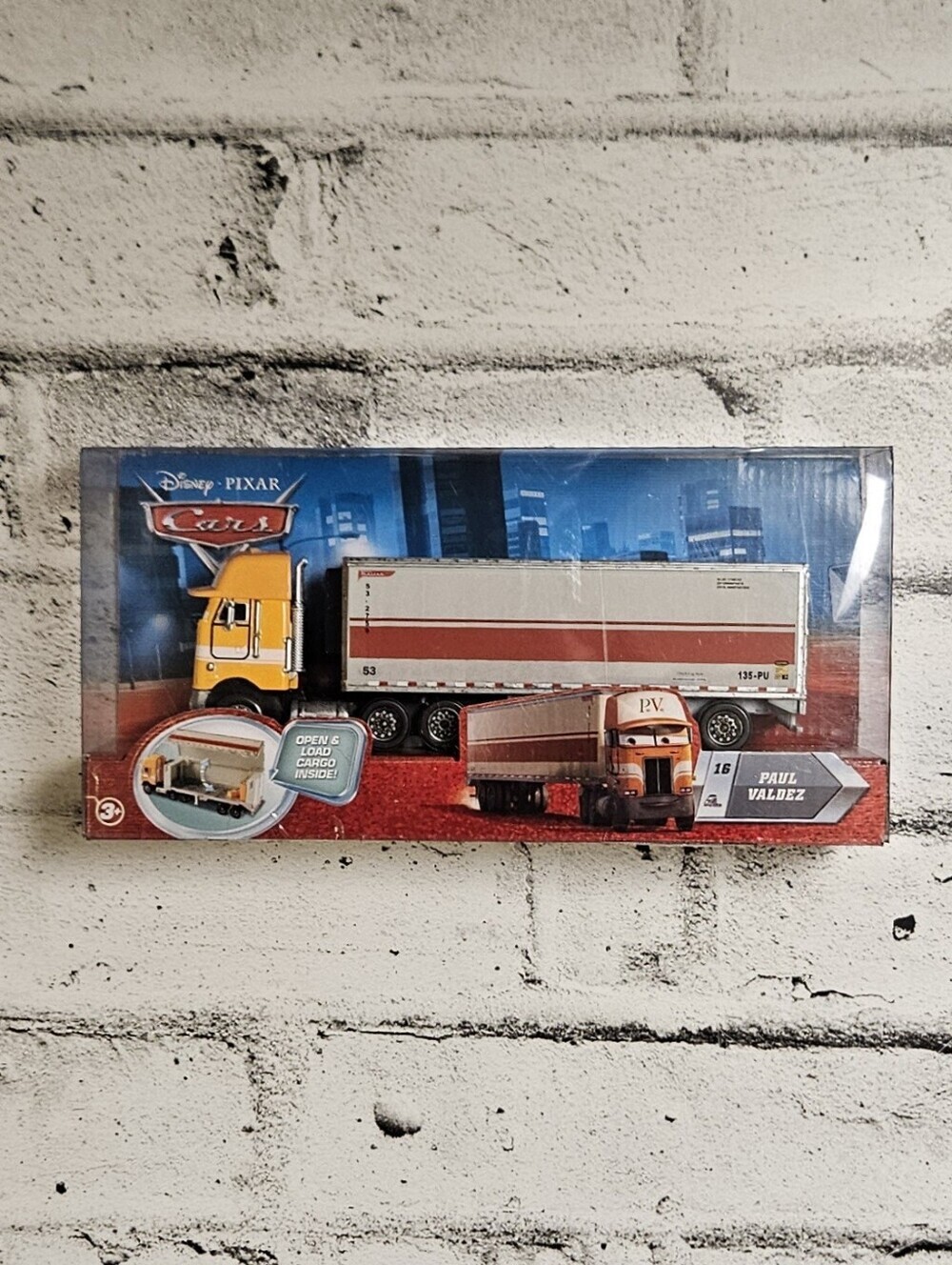 Disney Pixar Cars Paul Valdez Hauler Truck Mattel 2009 New In Box